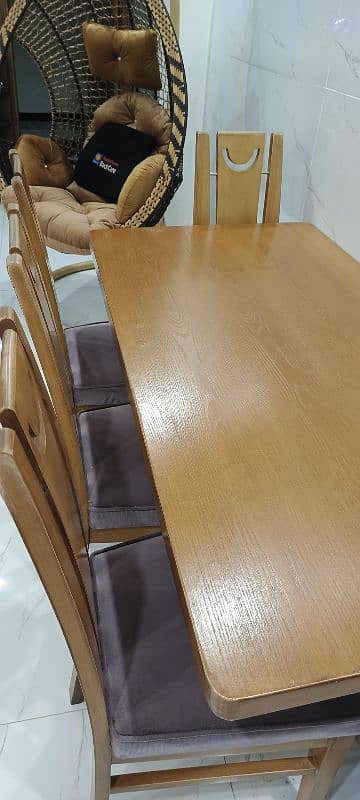 dining table with chairs 3