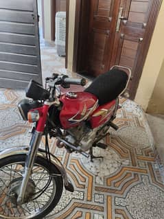 Honda 125 for sale single handed used.