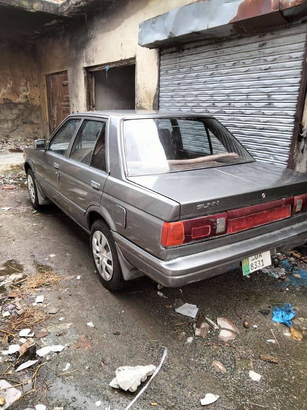 Nissan Sunny 1989 1