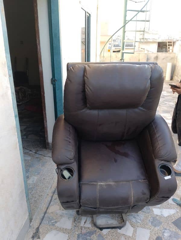 recliner Comfortable chair 2