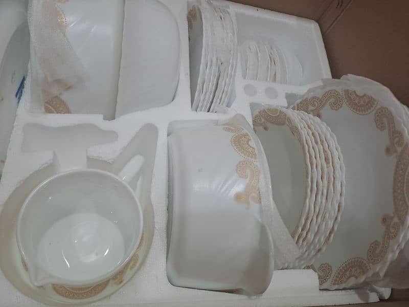 72 pieces Dinner set 2