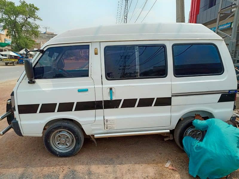 Suzuki carry for sale in a good condition bhar sa shawar  ha 1