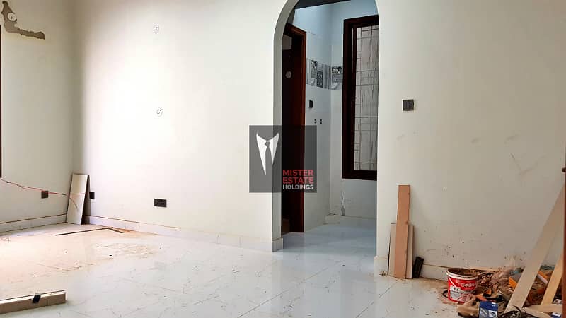 1100 Sqft Renovated 1st Floor West Open Apartment In A Secure Compound Wall Project Behind Karsaz 8