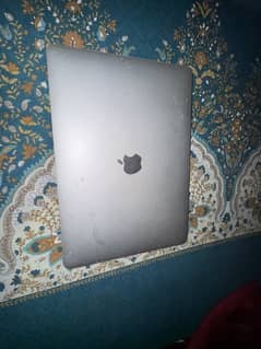 MACBOOK