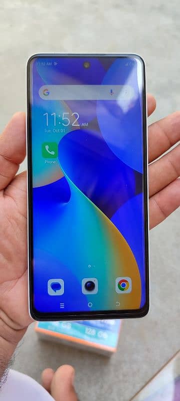 my mobile techno spark 10 Pro 8 plus 8GB RAM 128 GB rom 10/10 4