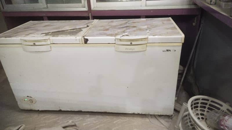 double door waves deep freezer full size 2