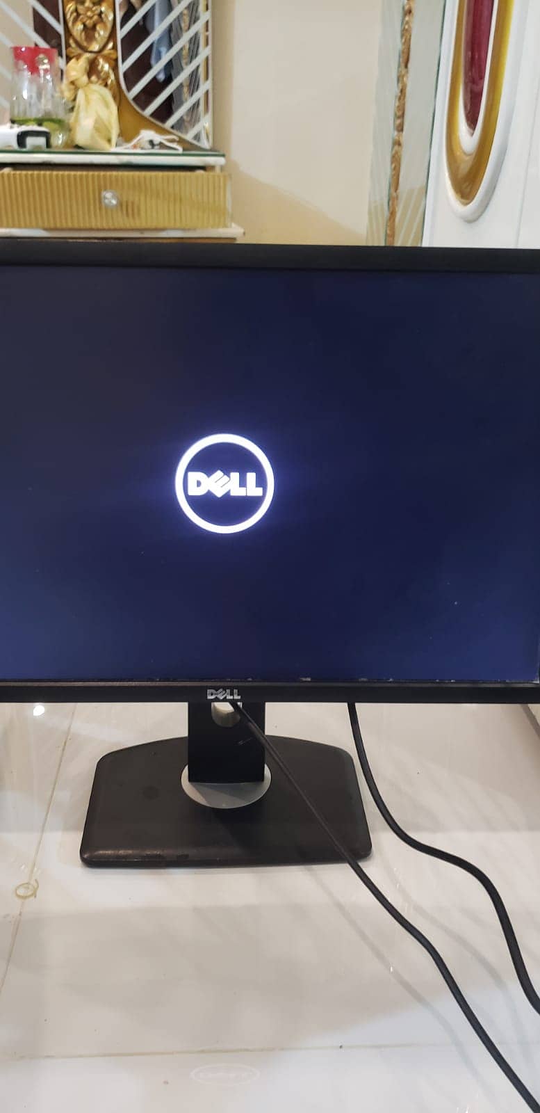 Dell UltraSharp U2412M 24-Inch Screen E-IPS 0