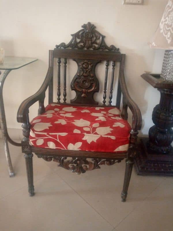 Pair of wooden drawing room chairs 4