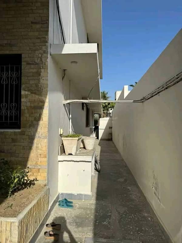 House Available For Sale In DHA Phase 1 Karachi 24