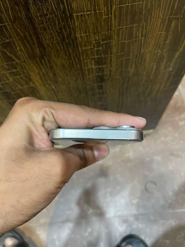 iphone 15 pro max hk model 4