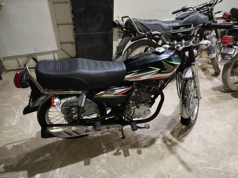 Honda CG 125 2016 1