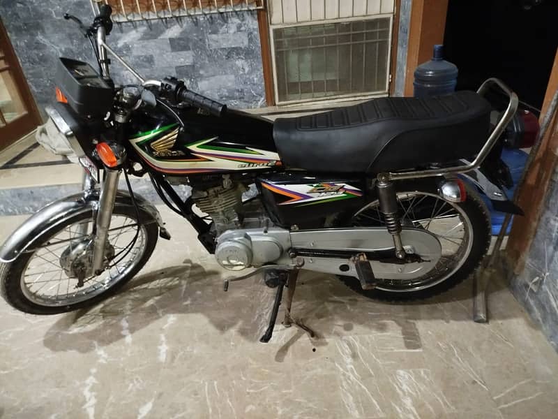 Honda CG 125 2016 4