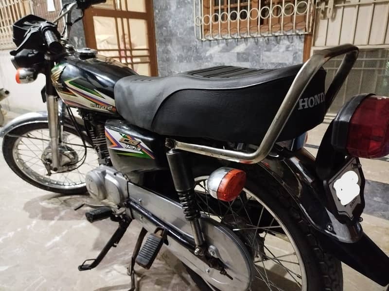 Honda CG 125 2016 5