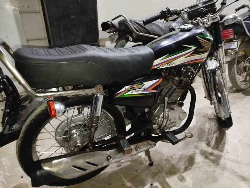 Honda CG 125 2016 18