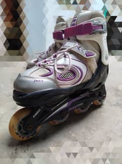 Inline branded skates adjustable size