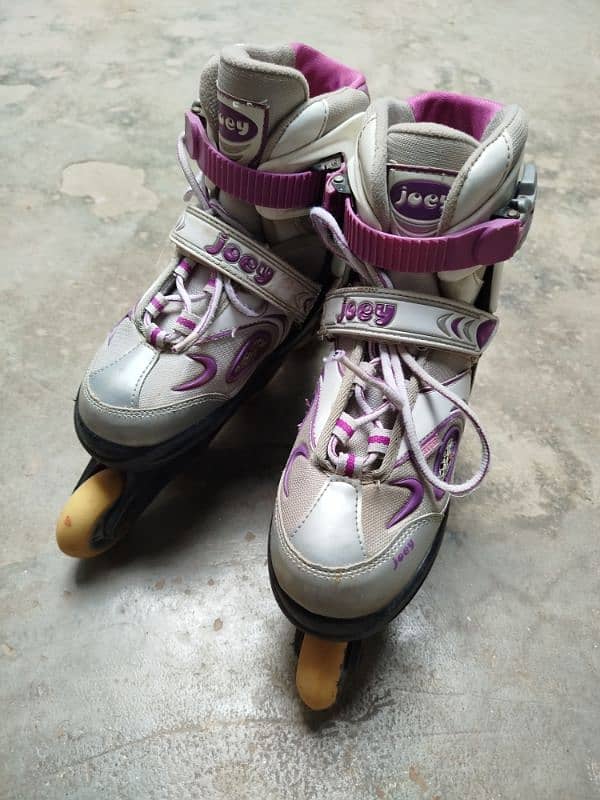 Inline branded skates adjustable size 4