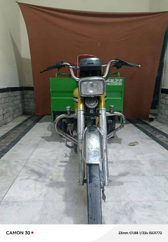 motorcycle Riksha 100000 1