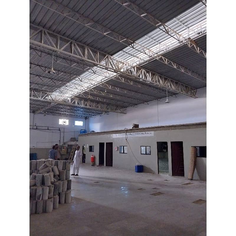 Warehouse Available For Rent In Korangi Industrial Area Near Brookes Chowrangi. 9