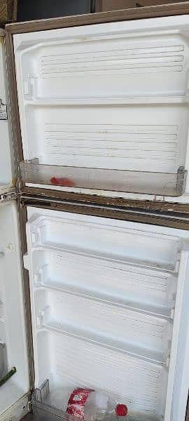 fridge for urgent sale 1