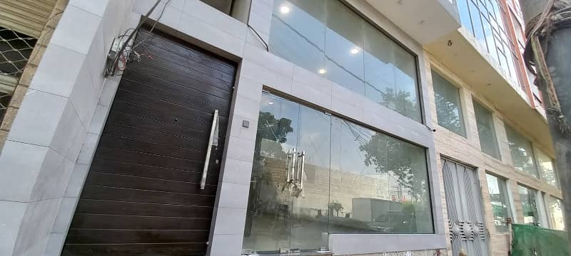 Available For Rent In Korangi Industrial Area Near Brookes Chowrangi In Mehran Town Ground Floor +2 Floor Fully Tiled Floors With Own P. M. T 150 K. W. A Electric Power Approx 1000 Kg Industrial Loading Lift Nearest Main Road, Excellent Location . 6