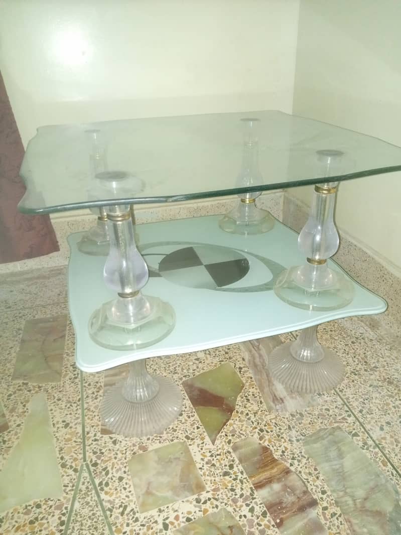 Full shessha center table , size = 2×2 , excellent condition, no fault 1