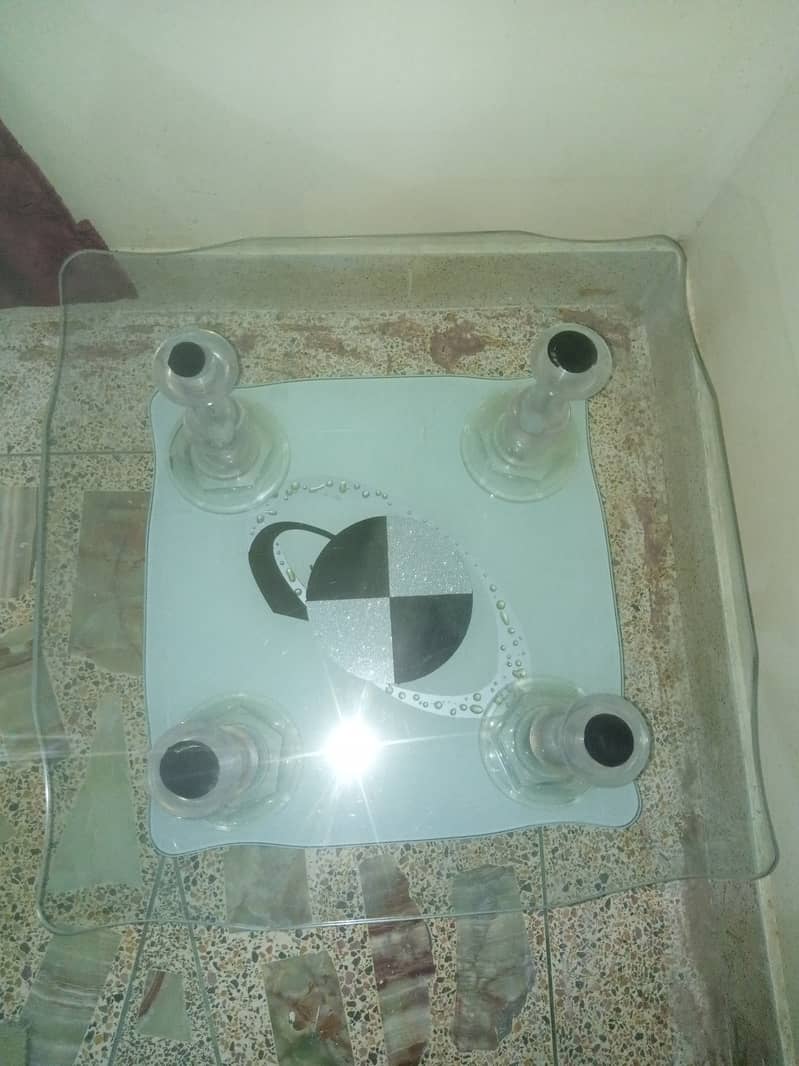 Full shessha center table , size = 2×2 , excellent condition, no fault 3