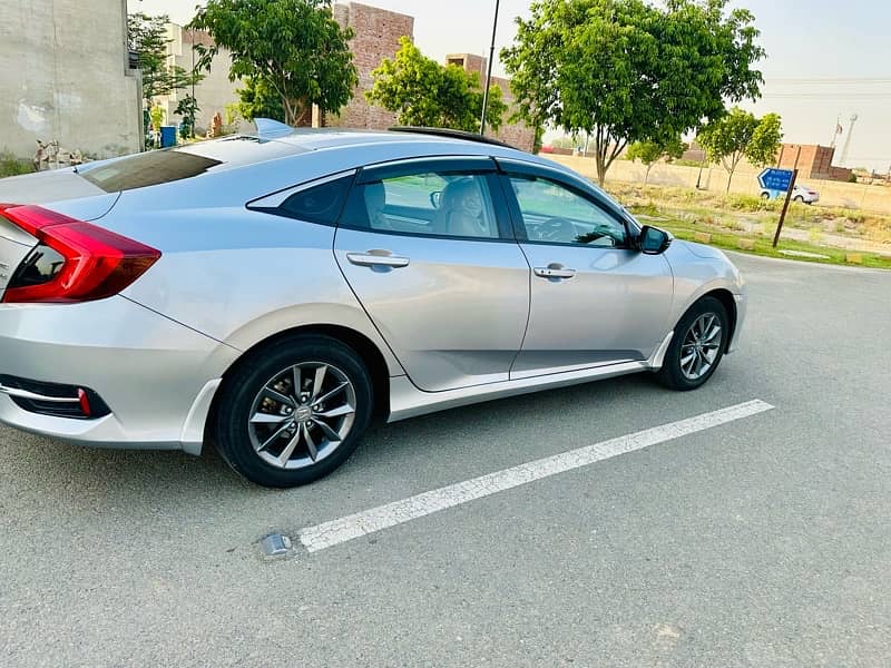 Honda Civic Oriel 2019 7