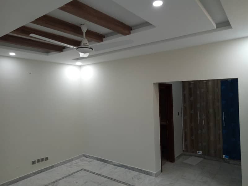 1 Kanal Beautiful Upper Portion Available For Rent In D12-3 5