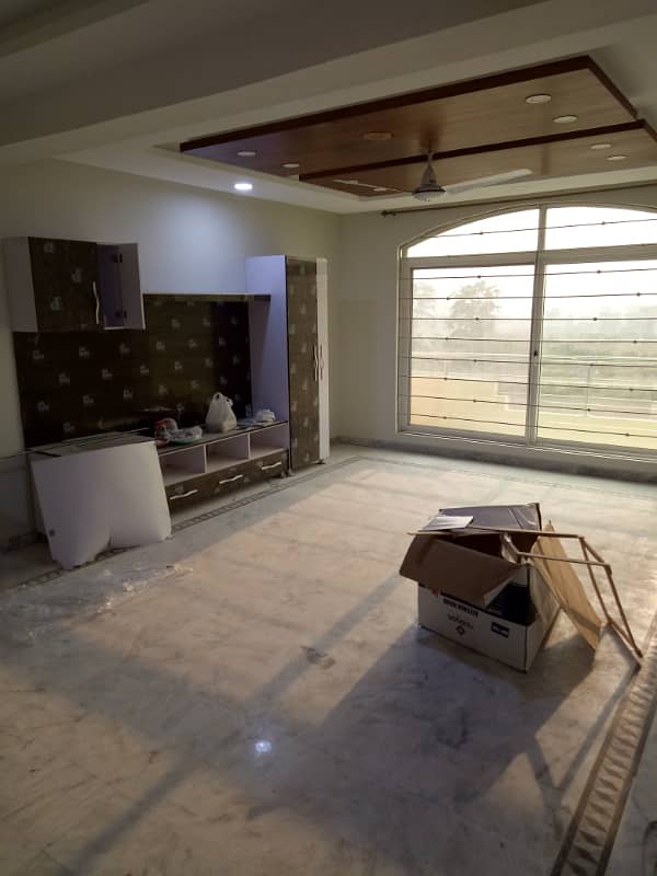 1 Kanal Beautiful Upper Portion Available For Rent In D12-3 8