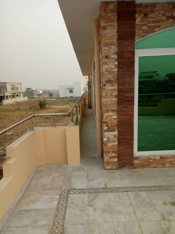 1 Kanal Beautiful Upper Portion Available For Rent In D12-3 14