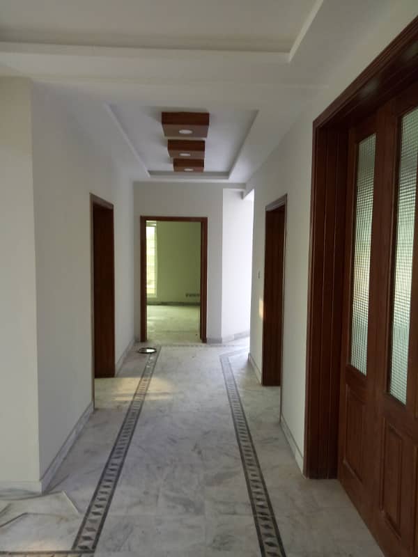 1 Kanal Beautiful Upper Portion Available For Rent In D12-3 18