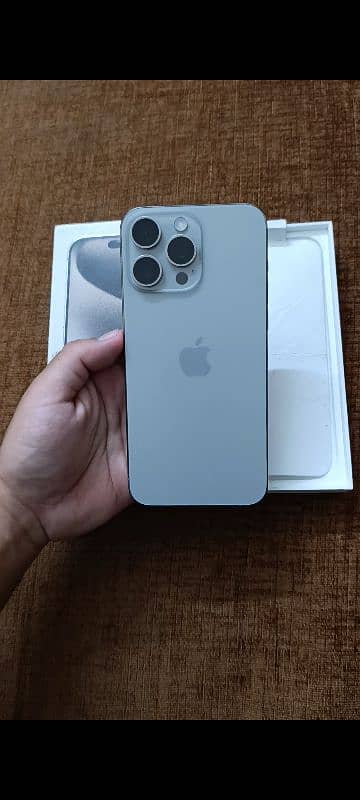 iphone 15 pro max 256gb HK (Pta Approved) Natural Titanium 0