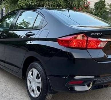 Honda City IVTEC 2021 1.2L M/T 4