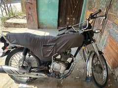 Honda CD 125, 2005 Model, geniune Tanki, side cover Avilable,