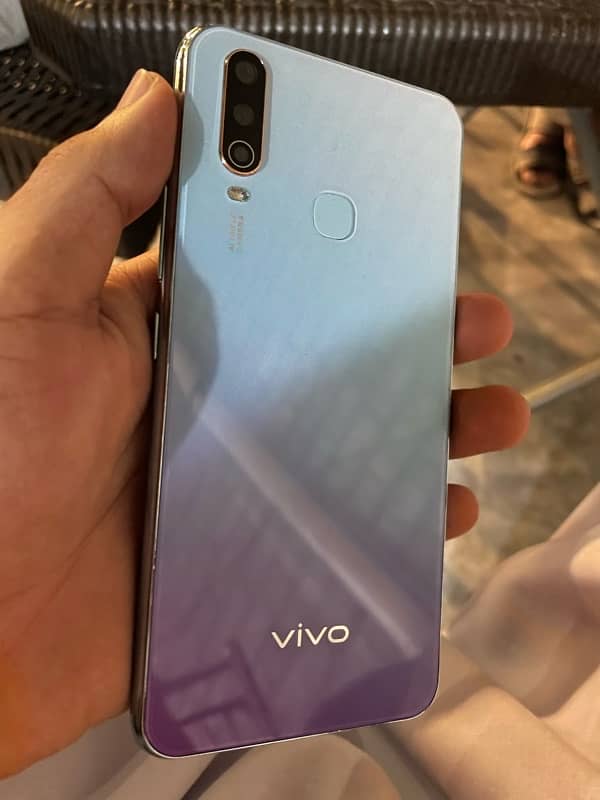 vivo y17 8/256 2