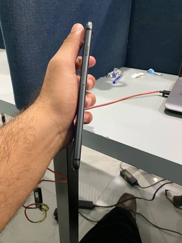 iPhone 8 plus for Exchange only 2