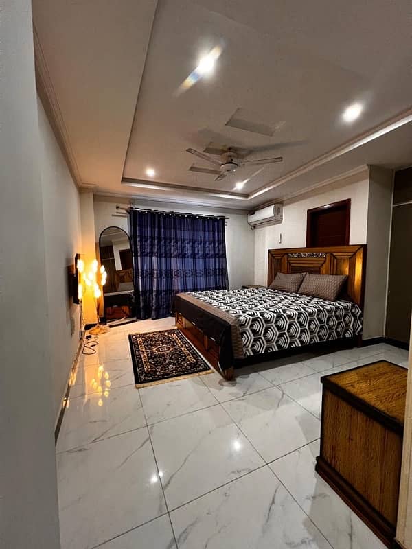 Daily basis Full luxury Appertment For Rent Phase 7 0