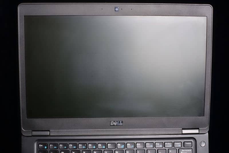 Dell Latitude Dell Latitude 5480 Core-i5-6th Gen 8 GB RAM 256 GB SSD 2