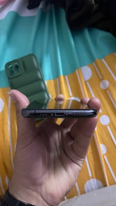 iphone 11 pro 64gb jv 4