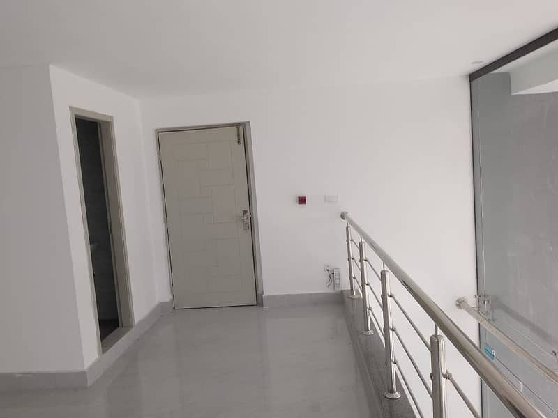 Brand new 8 Marla building with lift for rent phase 8: 6