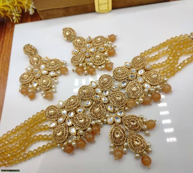 Kundan Design Choker Necklace 1