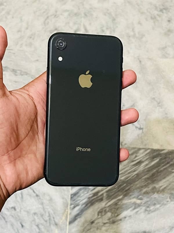 iPhone xr 1