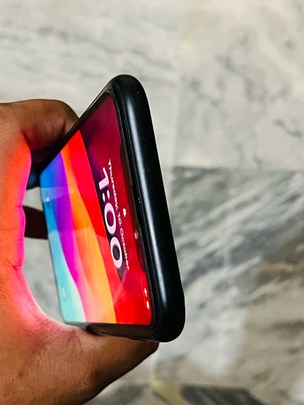 iPhone xr 3