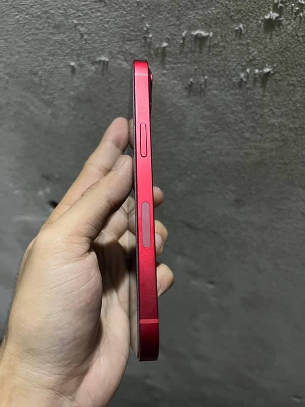 iPhone 13 jv red 2