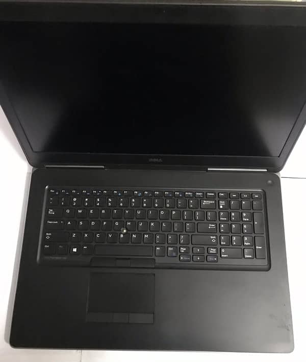 DELL Precision 7710 XEON 0