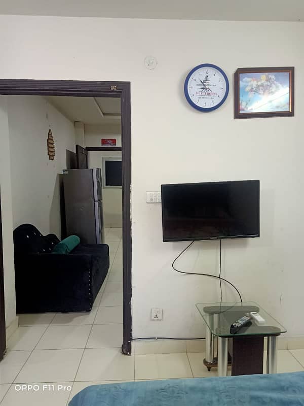 Per day 1bed full furnished flats available for rent 2