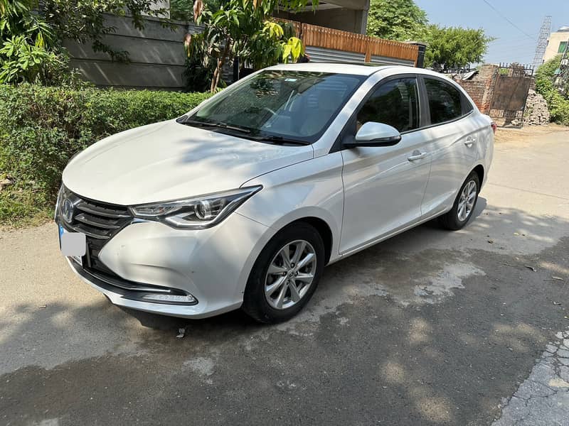 Changan Alsvin lumier 1.5 DCT 1