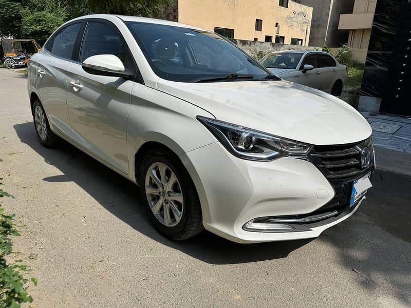 Changan Alsvin lumier 1.5 DCT 2