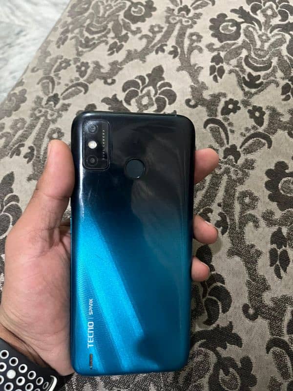 Tecno Spark 6 Go 1