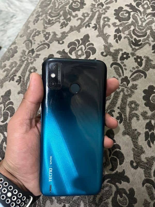 Tecno Spark 6 Go 2